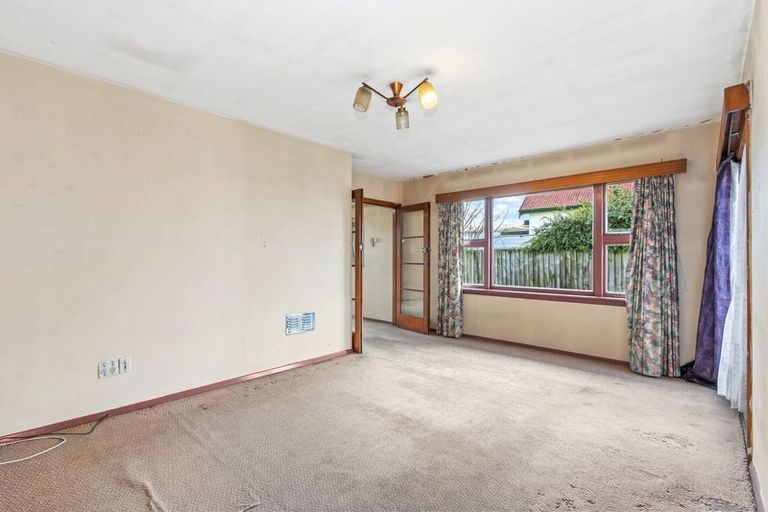 Photo of property in 43 Mackworth Street, Woolston, Christchurch, 8062