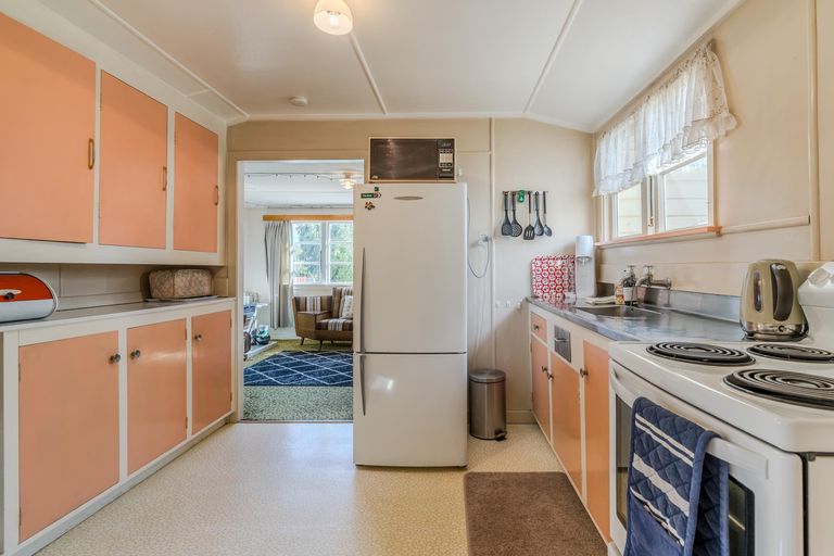 Photo of property in 37 Lindis Crescent, Otematata, 9412