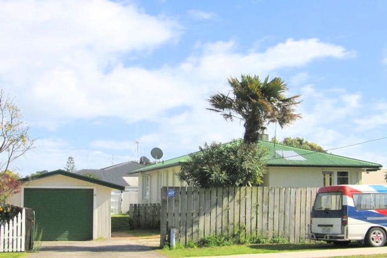 Photo of property in 8b Taupo Avenue, Mount Maunganui, 3116