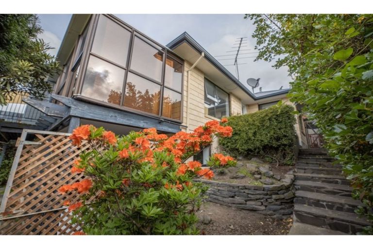 Photo of property in 125 Port Hills Road, Heathcote Valley, Christchurch, 8022