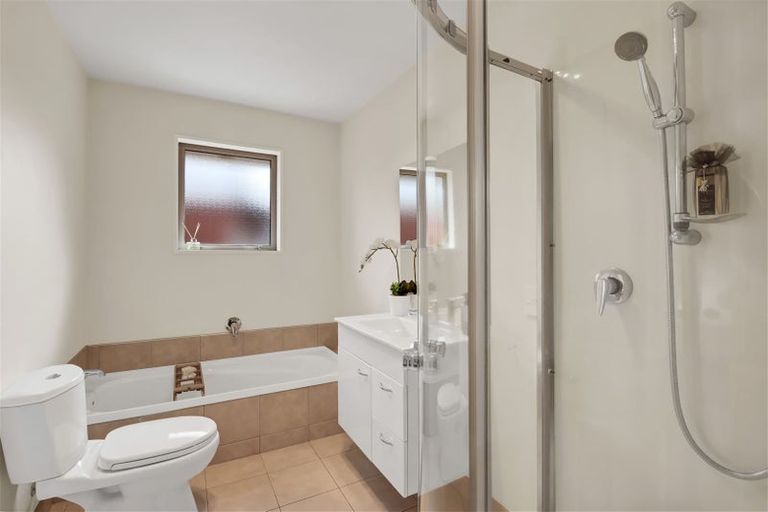 Photo of property in 1/36 Tuckers Road, Redwood, Christchurch, 8051