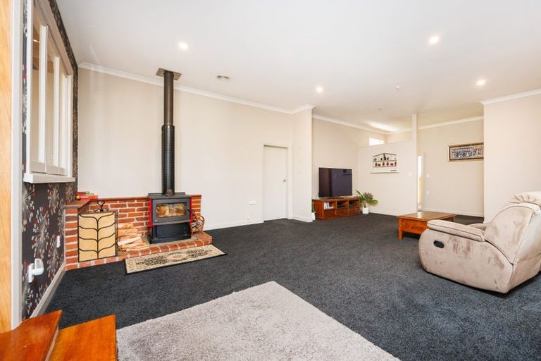 Photo of property in 573 Napier Road, Whakarongo, Palmerston North, 4470