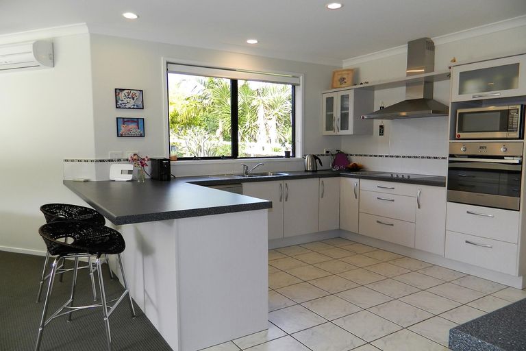 Photo of property in 53a Shepherd Road, Kerikeri, 0230