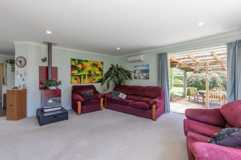 Photo of property in 5 Buckland Street, Tikokino, Waipawa, 4273