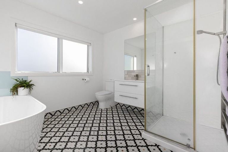 Photo of property in 74c Prospect Terrace, Pukekohe, 2120