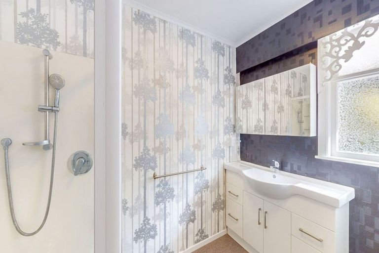 Photo of property in 163 Happy Valley Road, Owhiro Bay, Wellington, 6023