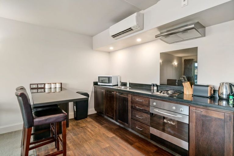 Photo of property in Breakfree Alpine Village, 7/643 Frankton Road, Queenstown, 9300