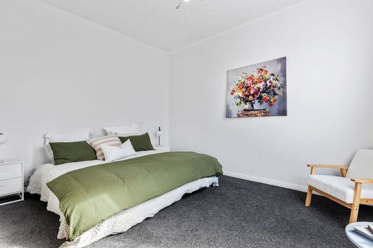 Photo of property in 10 Dick Street, South Dunedin, Dunedin, 9012