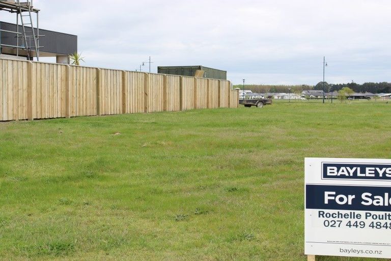 Photo of property in 51 Te Kohanga Drive, Pegasus, 7612