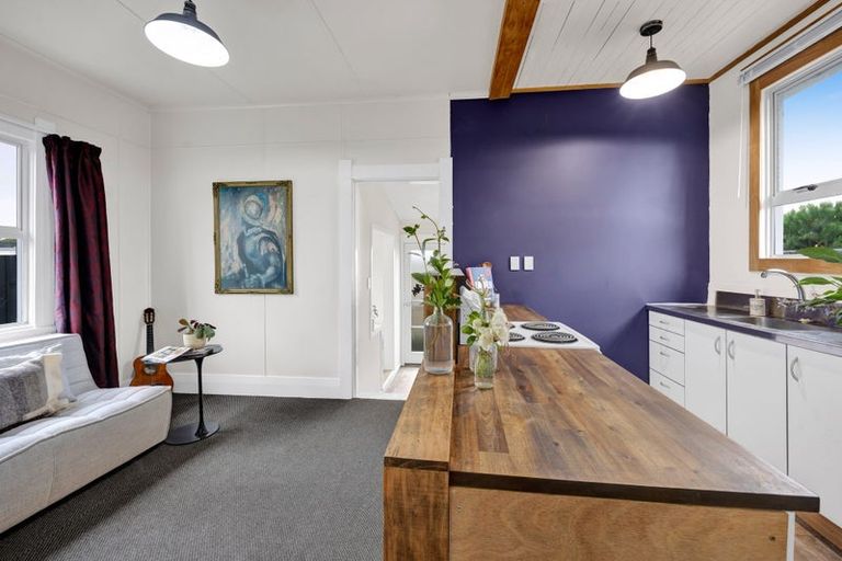 Photo of property in 81 Manawapou Road, Hawera, 4610