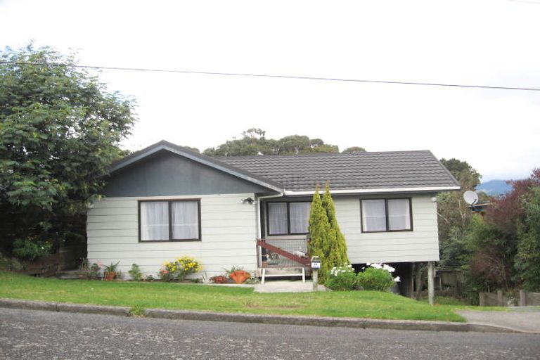 Photo of property in 24 Gavin Road, Raumati Beach, Paraparaumu, 5032