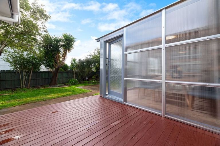 Photo of property in 68 Willis Road, Papakura, 2110