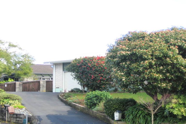 Photo of property in 13 Glendale Drive, Dinsdale, Hamilton, 3204