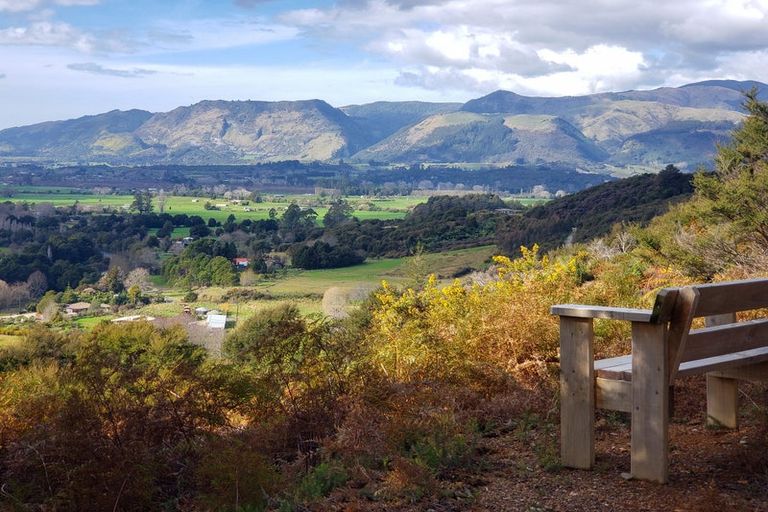 Property details for 303 Mccallum Road, Takaka, 7183