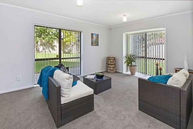Photo of property in 8 Colt Place, Randwick Park, Auckland, 2105