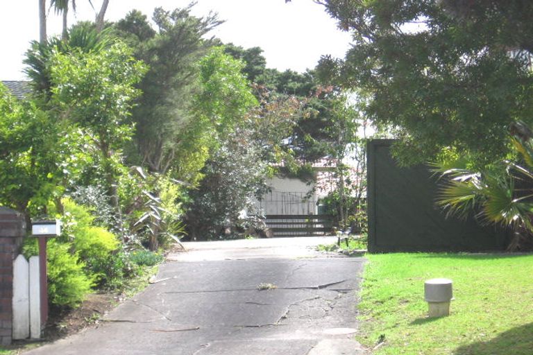 Photo of property in 44 Takapu Street, Henderson, Auckland, 0612