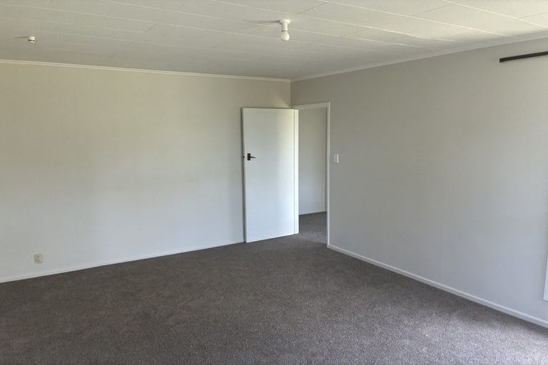 Photo of property in 16 Rapson Road, Otara, Auckland, 2023
