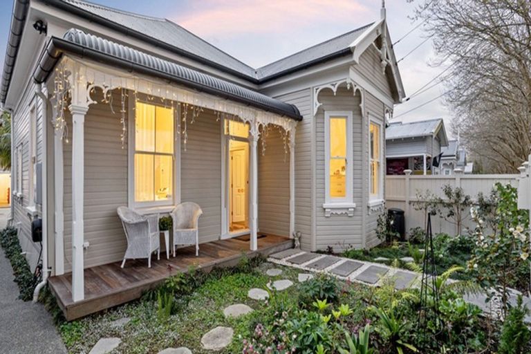 Photo of property in 14 Francis Street, Grey Lynn, Auckland, 1021