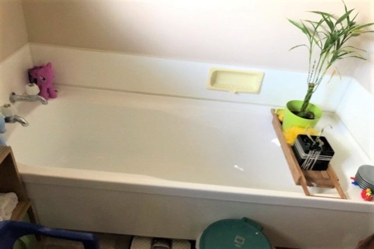 Photo of property in 1/15 Newall Avenue, Stoke, Nelson, 7011