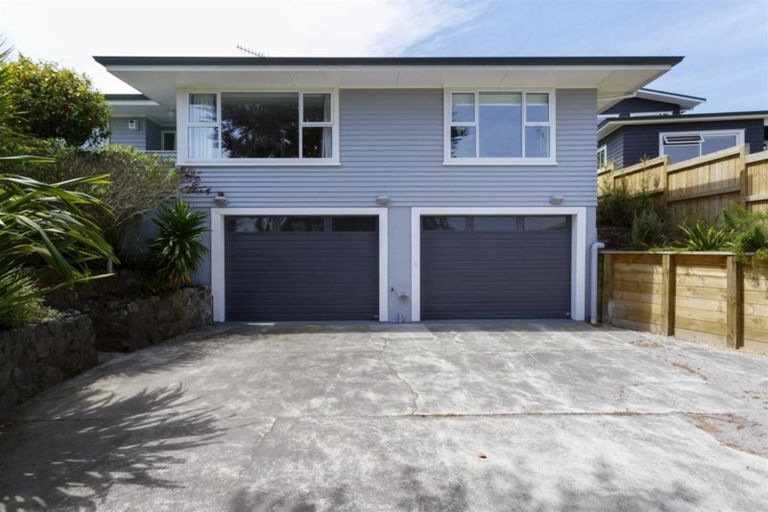 Photo of property in 5 Te Hatepe Avenue, Taupo, 3330