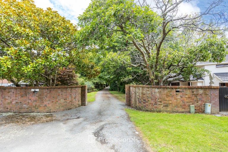 Photo of property in 20 Barton Road, Heretaunga, Upper Hutt, 5018