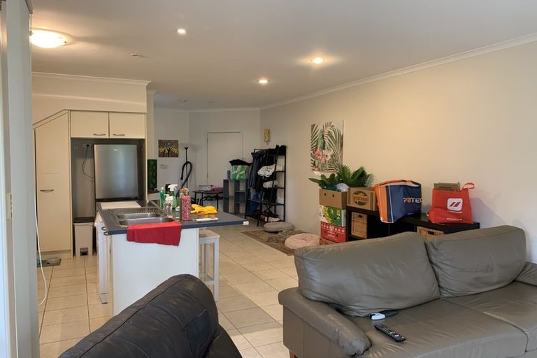 Photo of property in 5 Trimaran Drive, Gulf Harbour, Whangaparaoa, 0930