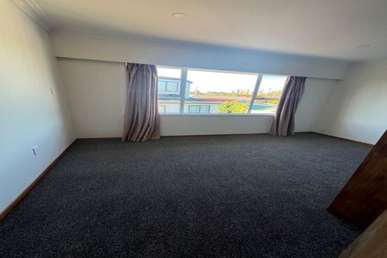 Photo of property in 35 Sunnyside Crescent, Papatoetoe, Auckland, 2025