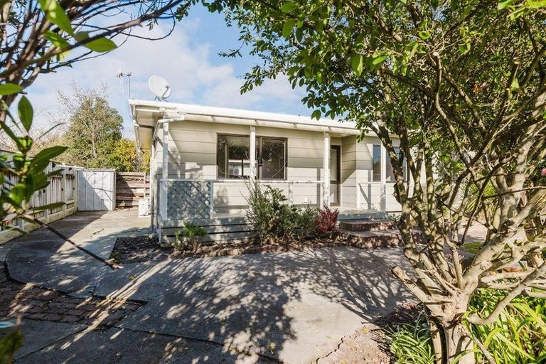 Photo of property in 42a Mcleavey Drive, Kelvin Grove, Palmerston North, 4414