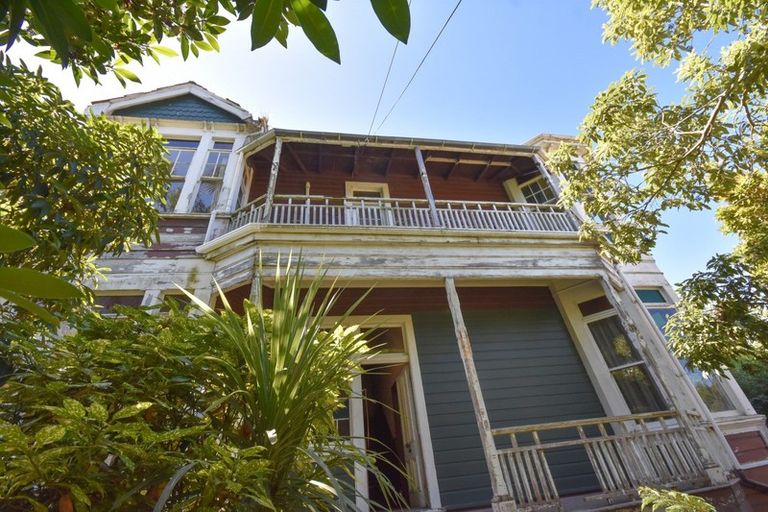 Photo of property in 84 Bank Street, Dalmore, Dunedin, 9010