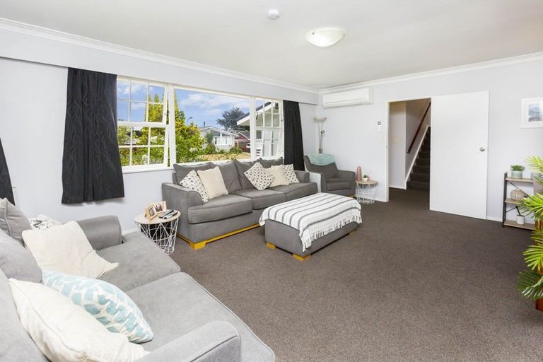 Photo of property in 3 Akron Grove, Totara Park, Upper Hutt, 5018
