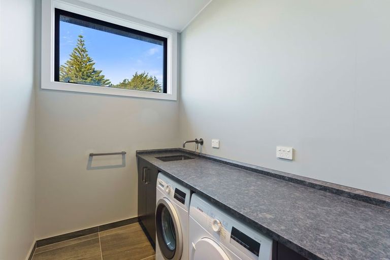 Photo of property in 7 Tutere Street, Waikanae Beach, Waikanae, 5036