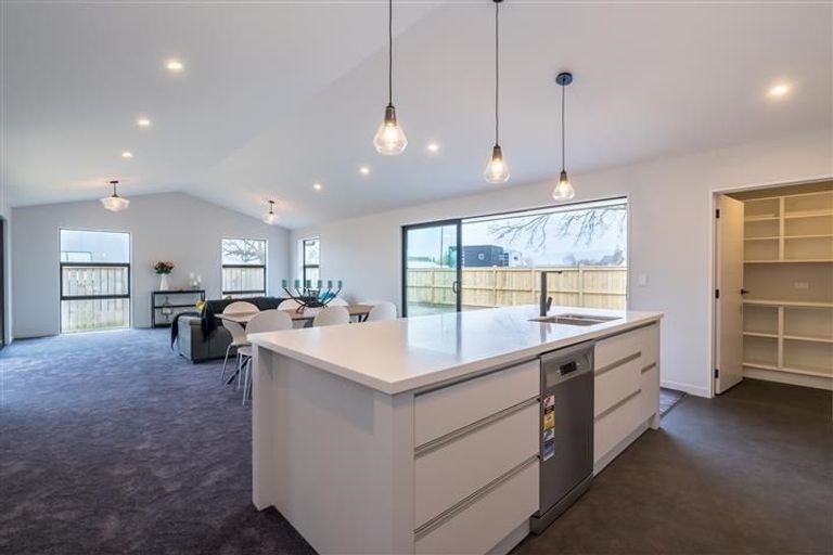 Photo of property in 11 Heathfield Drive, Mosgiel, 9024