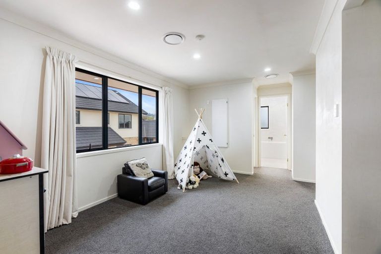 Photo of property in 30 Russell Robertson Drive, Havelock North, 4130