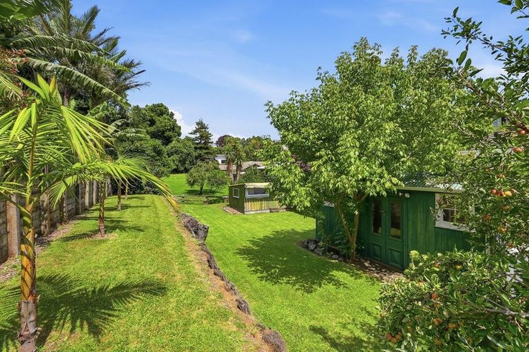 Photo of property in 6 Ridge Lane, New Plymouth, 4310