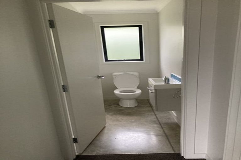 Photo of property in 7 Cumming Street, Okato, 4335