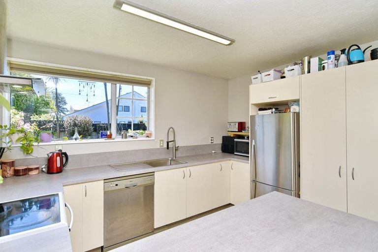 Photo of property in 125 Sawyers Arms Road, Northcote, Christchurch, 8052
