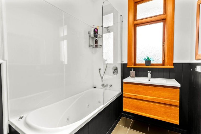 Photo of property in 47 Marewa Street, Kew, Dunedin, 9012