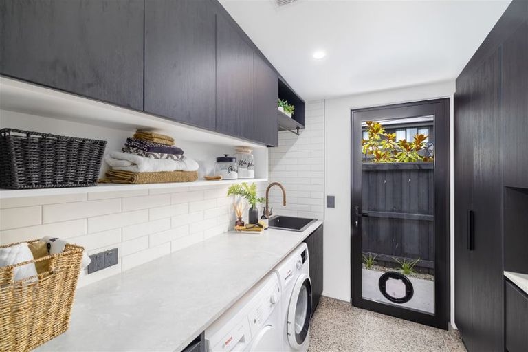 Photo of property in 97 Bryndwr Road, Bryndwr, Christchurch, 8052