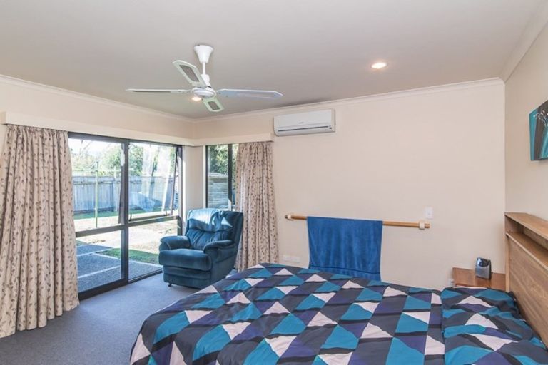 Photo of property in 94 Weggery Drive, Waikanae Beach, Waikanae, 5036
