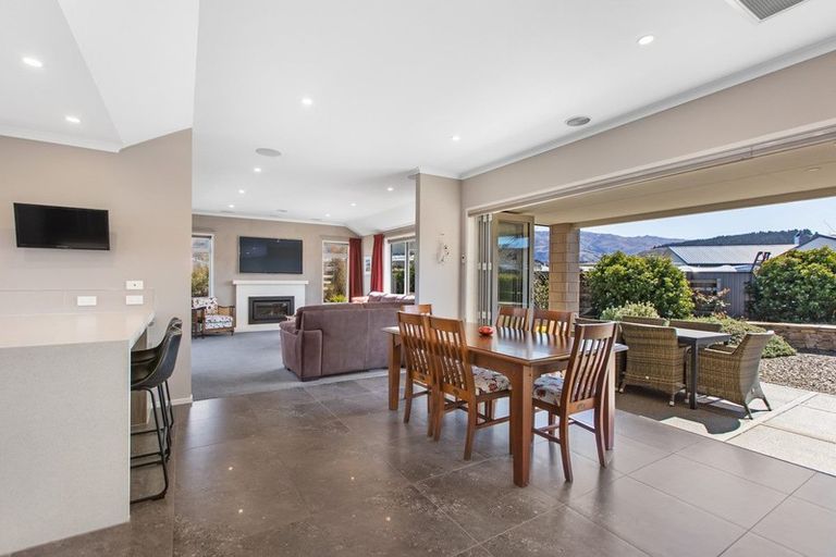 Photo of property in 4 Houlahan Street, Clyde, 9330