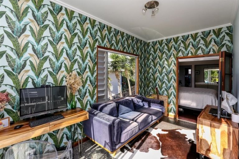 Photo of property in 8 Gaine Street, New Plymouth, 4310