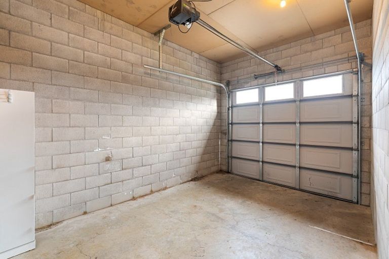 Photo of property in 121a Wexford Road, Miramar, Wellington, 6022