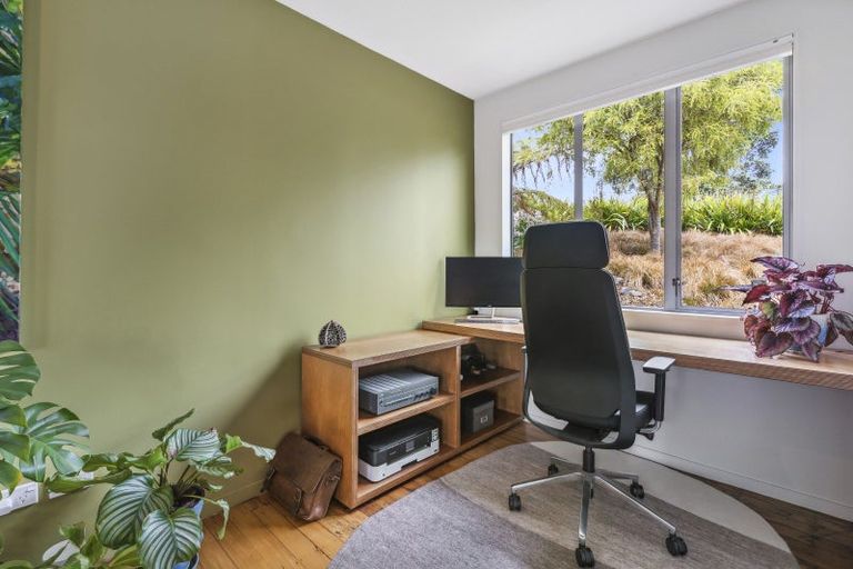 Photo of property in 151 Nevay Road, Miramar, Wellington, 6022