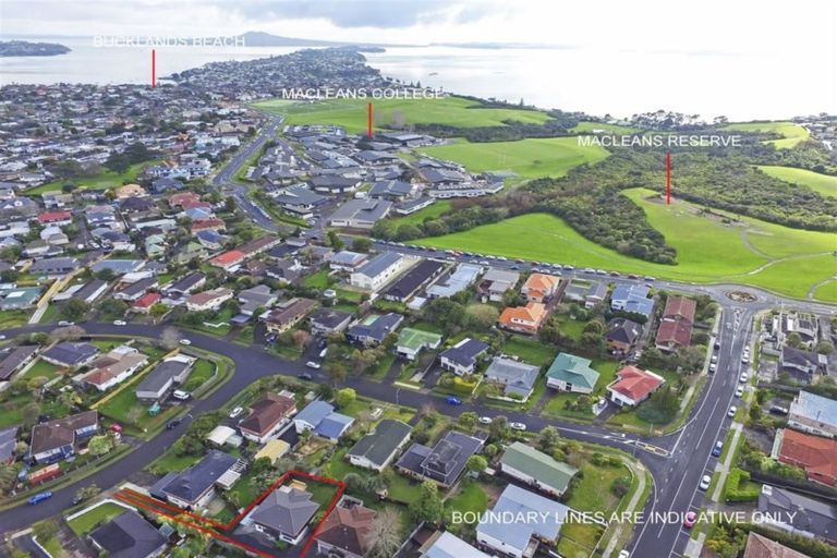 Photo of property in 1/6 Colum Place, Bucklands Beach, Auckland, 2014