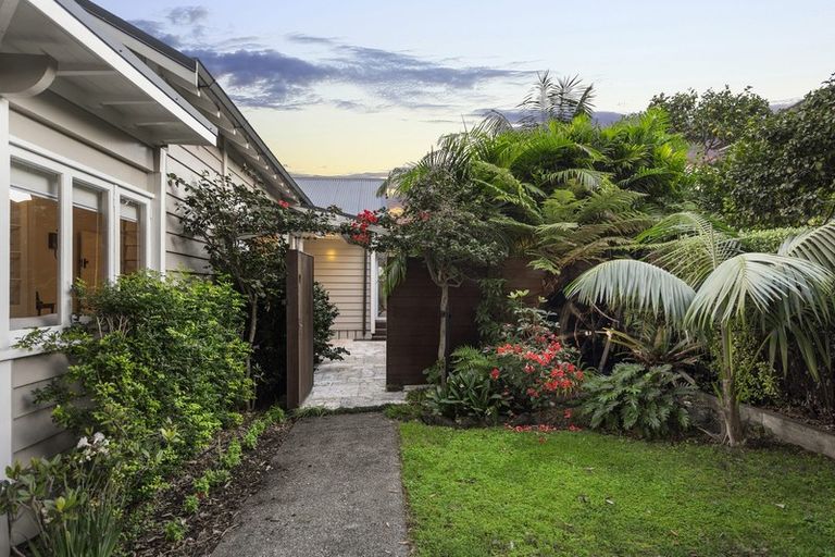 Photo of property in 1 Brett Avenue, Takapuna, Auckland, 0622