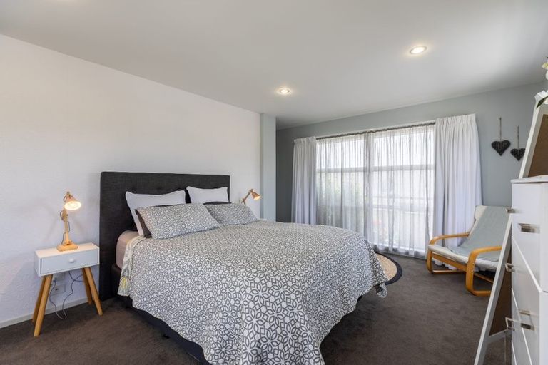 Photo of property in 16 Istana Place, Britannia Heights, Nelson, 7010