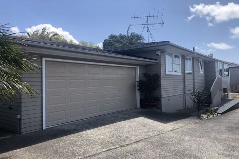 Photo of property in 8 Advene Road, Cockle Bay, Auckland, 2014