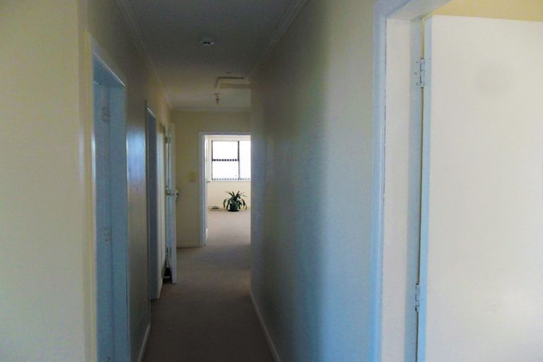 Photo of property in 40 Cunliffe Street, Johnsonville, Wellington, 6037