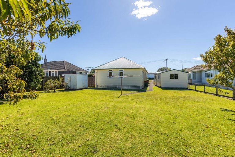 Photo of property in 11 Bedford Street, Fitzroy, New Plymouth, 4312