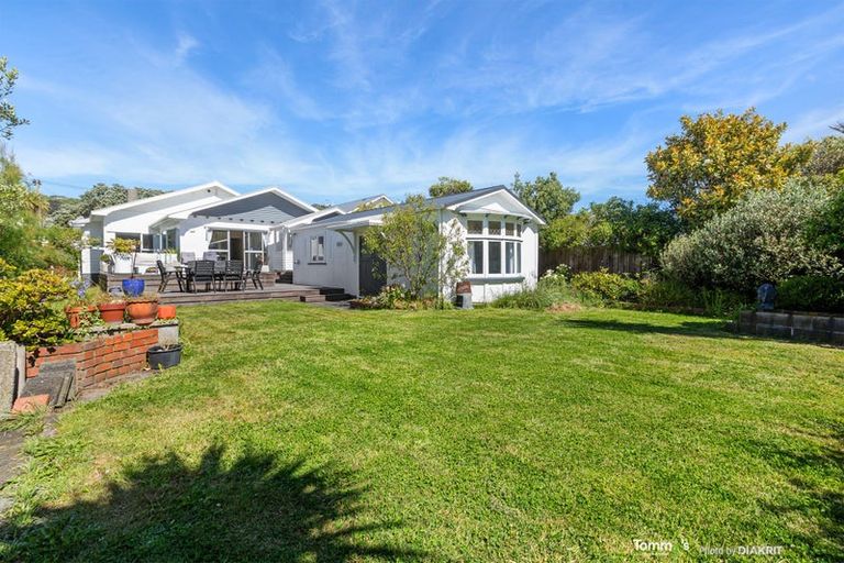 Photo of property in 234 The Parade, Island Bay, Wellington, 6023